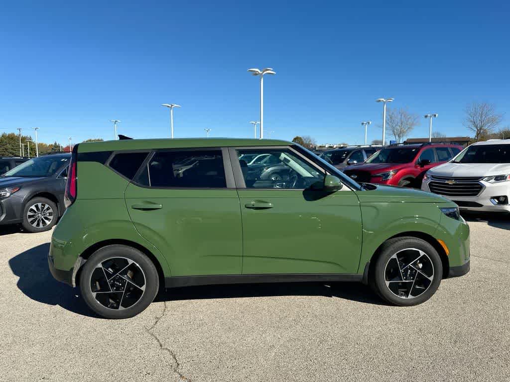 Thumbnail: 2023 Kia Soul - 16