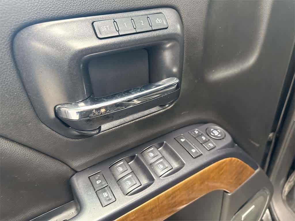 Thumbnail: 2014 Chevrolet Silverado 1500 - 18