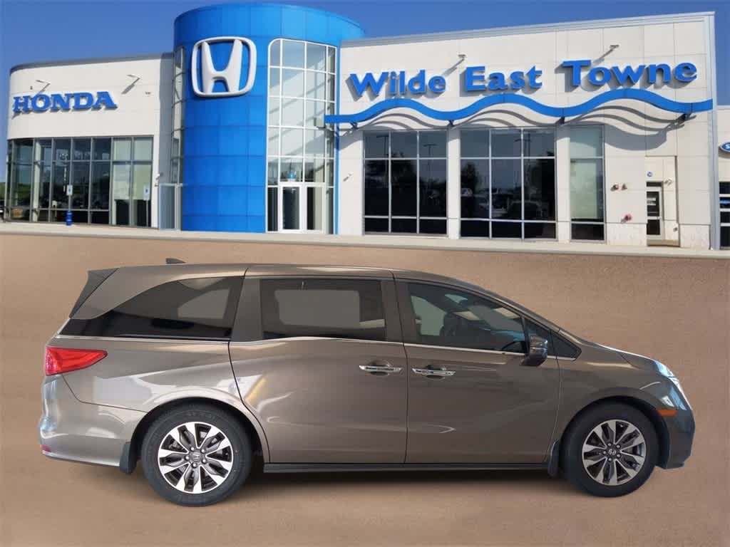 Certified 2021 Honda Odyssey EX-L with VIN 5FNRL6H78MB042507 for sale in Madison, WI