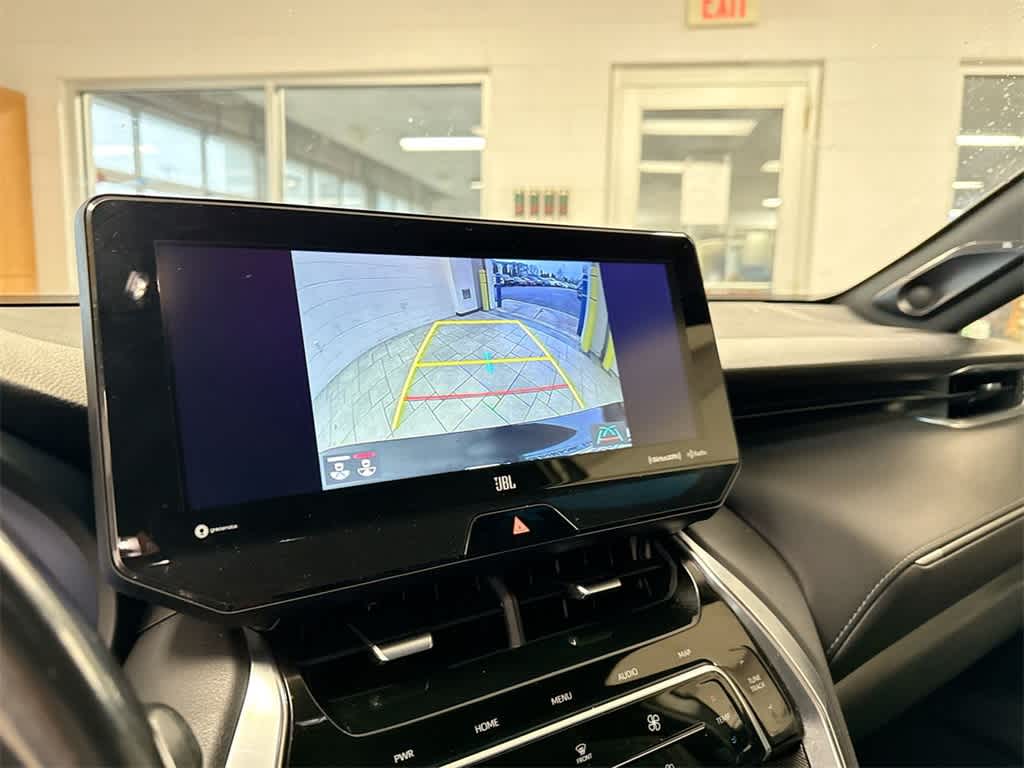 Thumbnail: 2021 Toyota Venza - 30