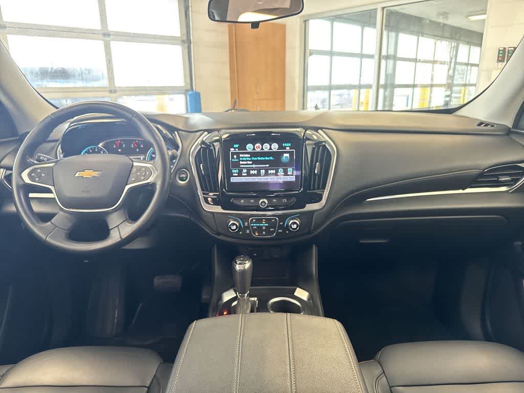 Thumbnail: 2018 Chevrolet Traverse - 15