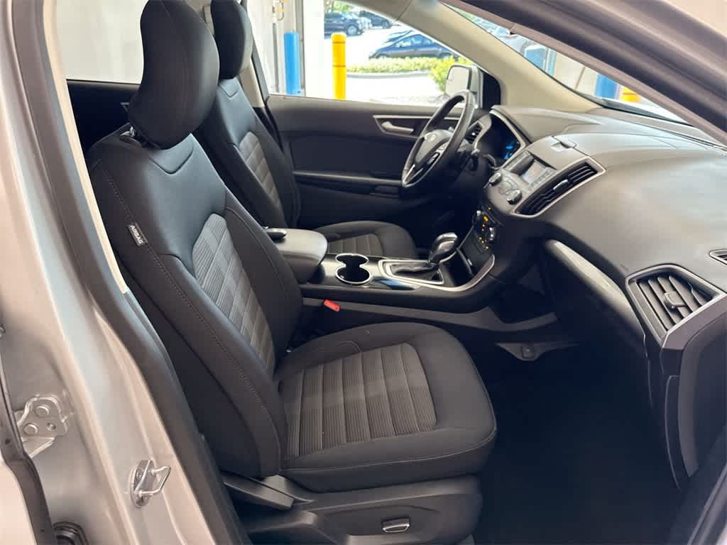 Thumbnail: 2018 Ford Edge - 22
