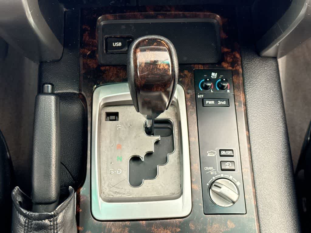 Thumbnail: 2015 Toyota Land Cruiser - 35