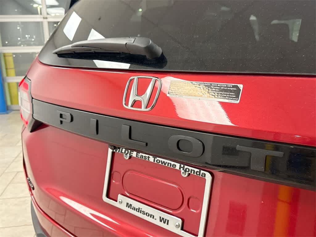 Thumbnail: 2025 Honda Pilot - 13