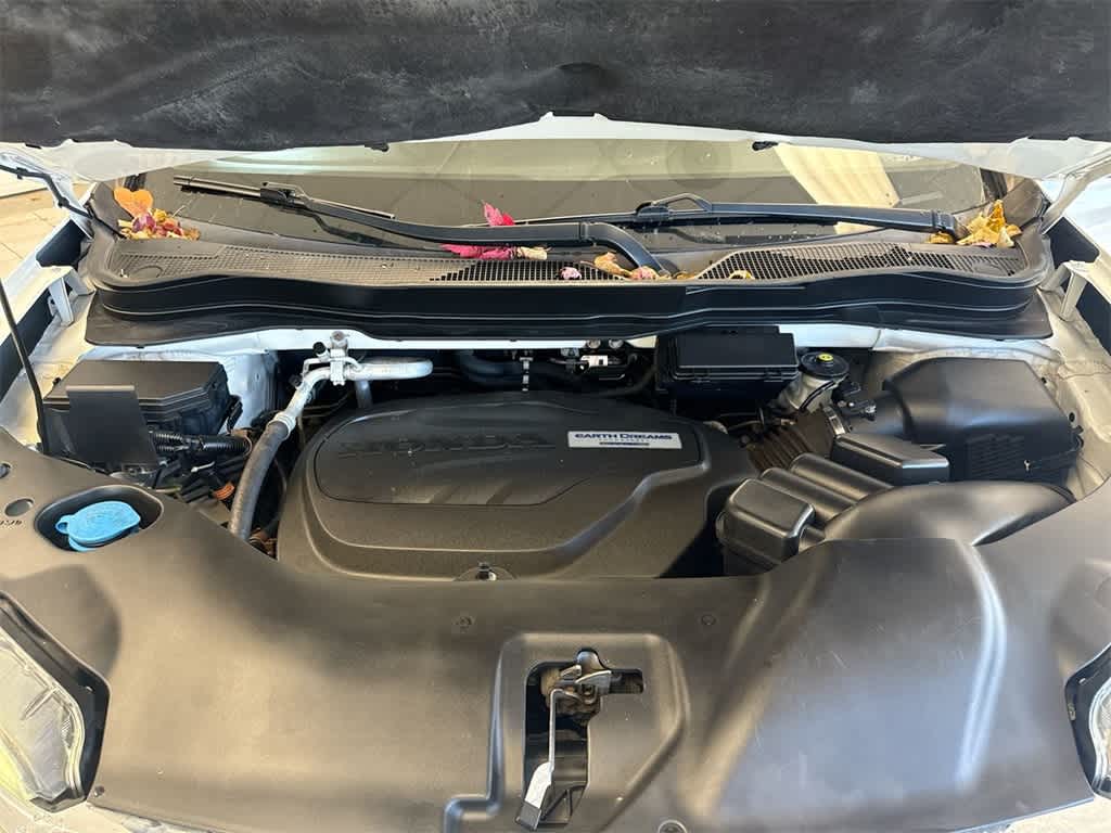 Thumbnail: 2019 Honda Pilot - 15