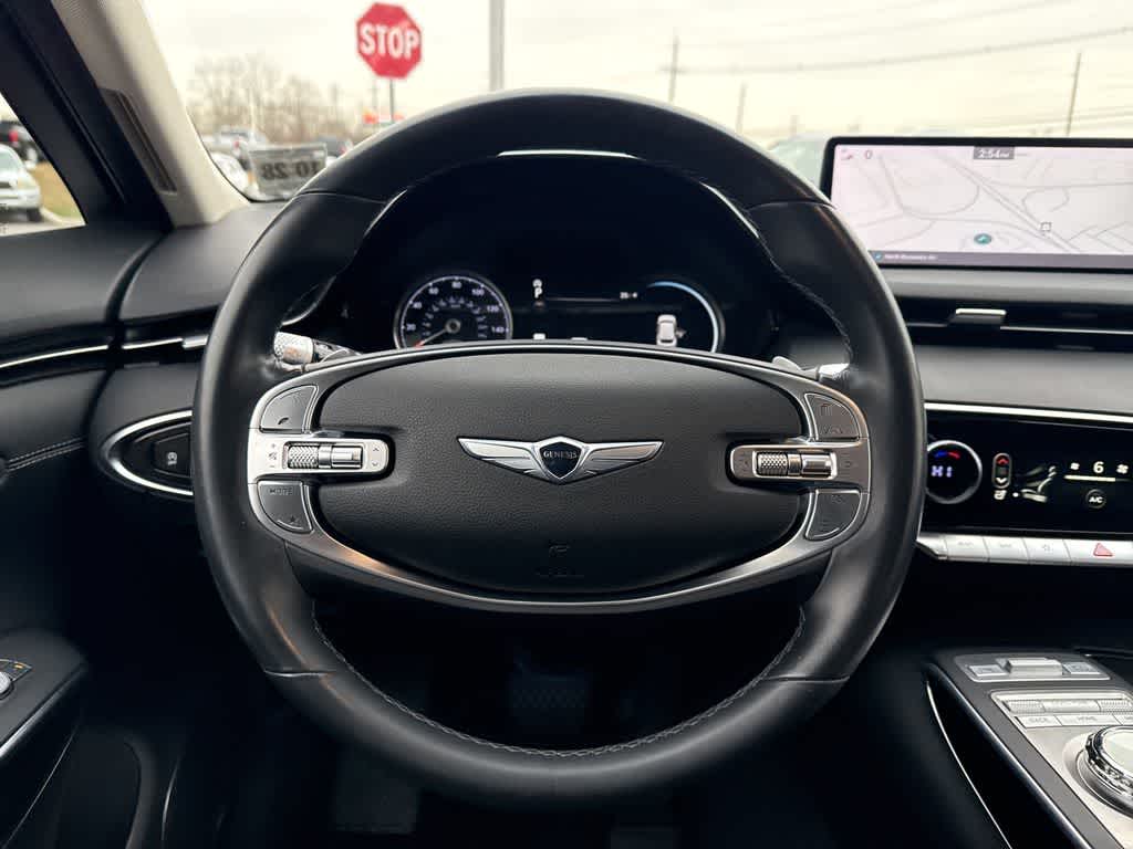 Thumbnail: 2023 Genesis GV70 - 17