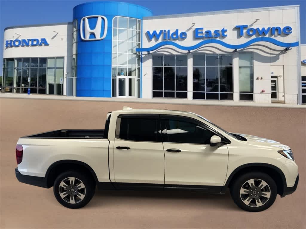Thumbnail: 2019 Honda Ridgeline - 9