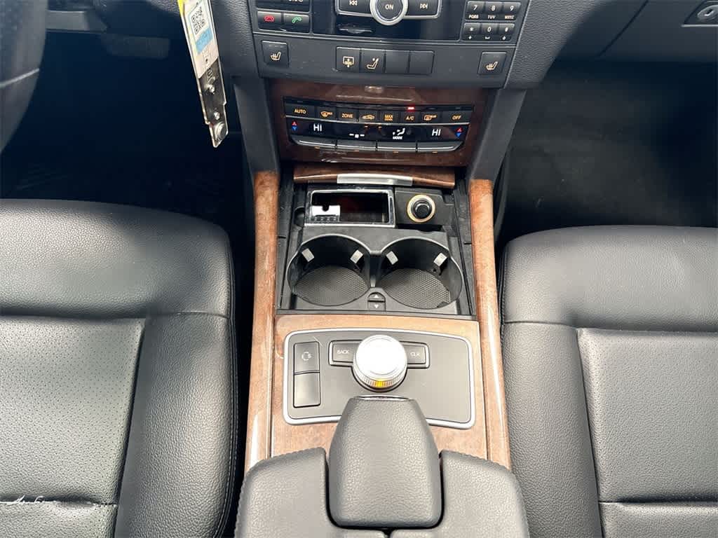 Thumbnail: 2012 Mercedes-Benz E-Class - 31