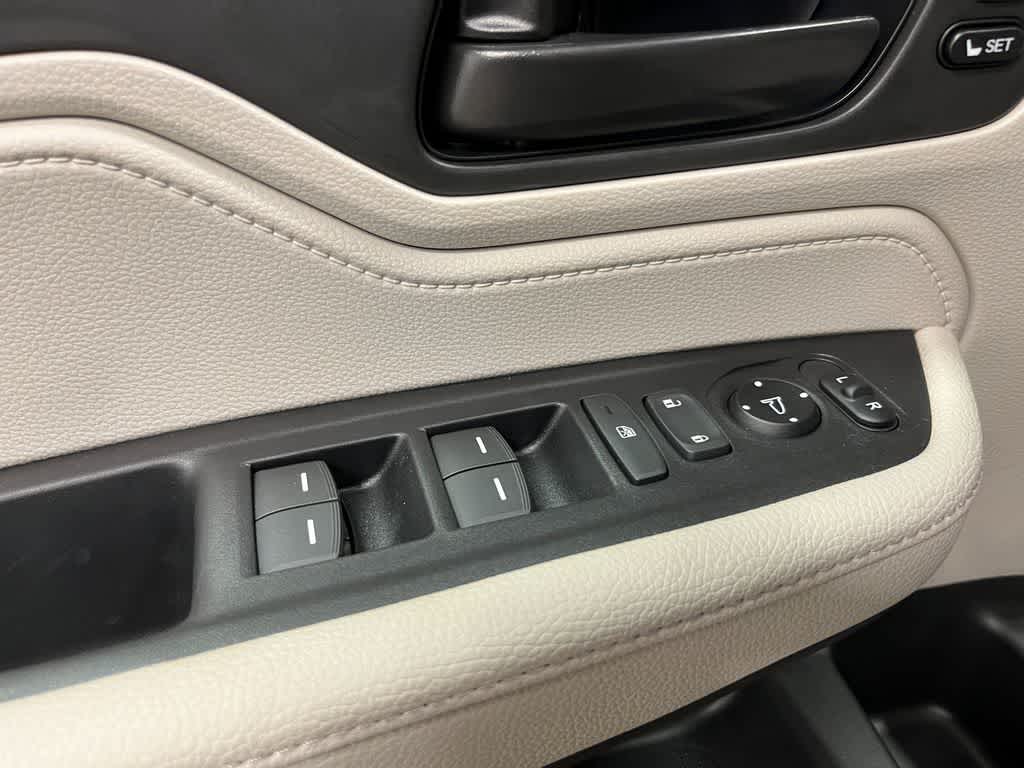 Thumbnail: 2026 Honda Odyssey - 12