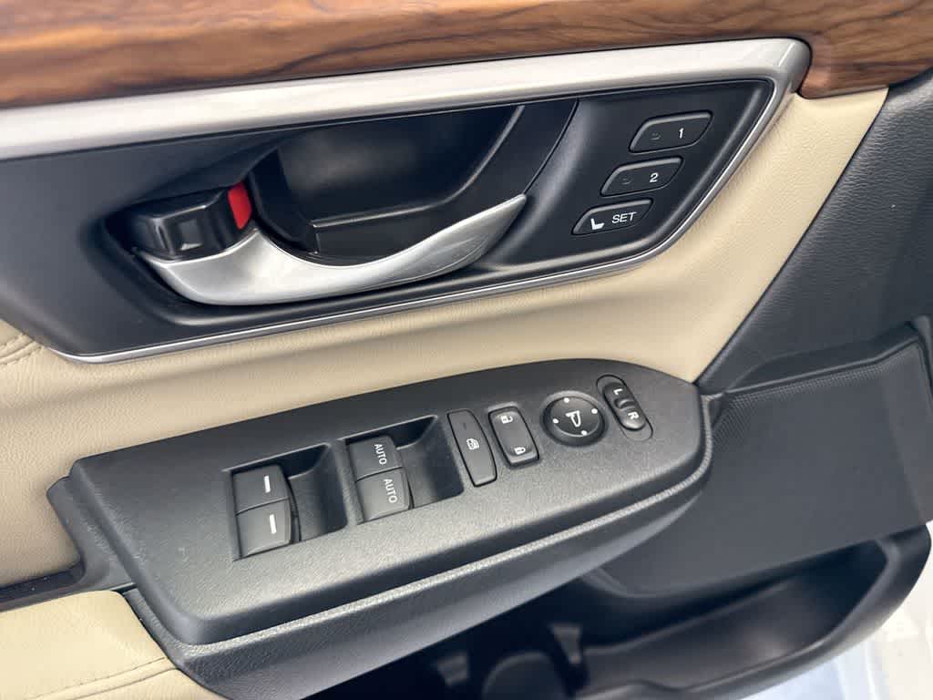 Thumbnail: 2019 Honda CR-V - 18