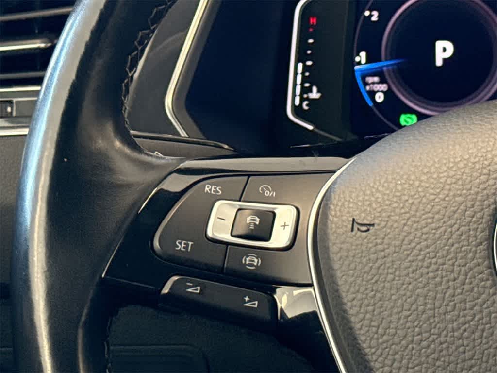 Thumbnail: 2019 Volkswagen Tiguan - 25