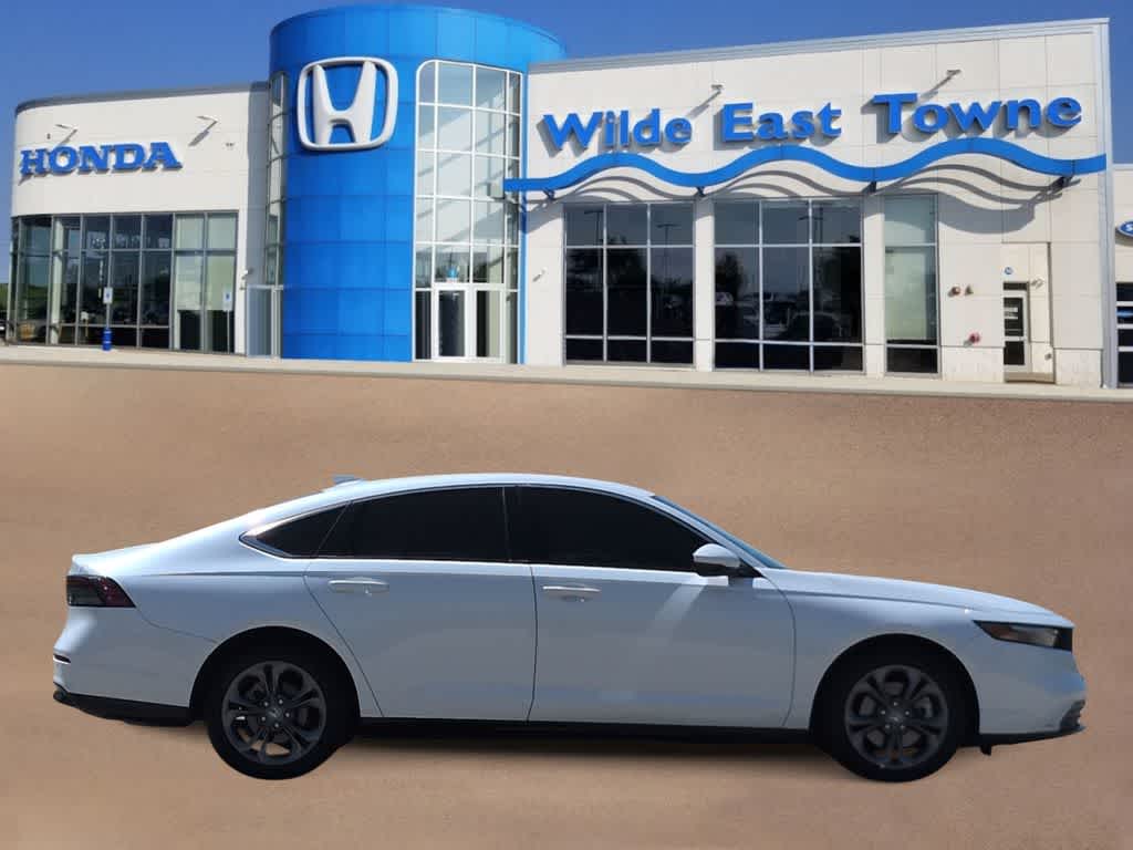 Thumbnail: 2023 Honda Accord - 8