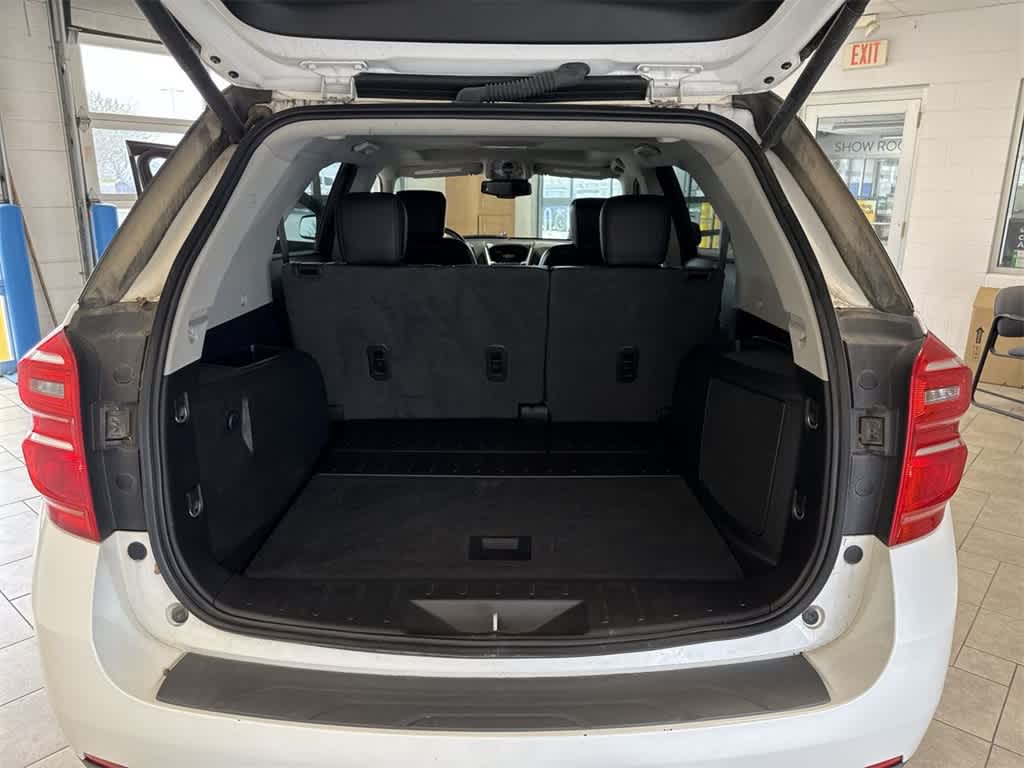 2017 Chevrolet Equinox Premier 36