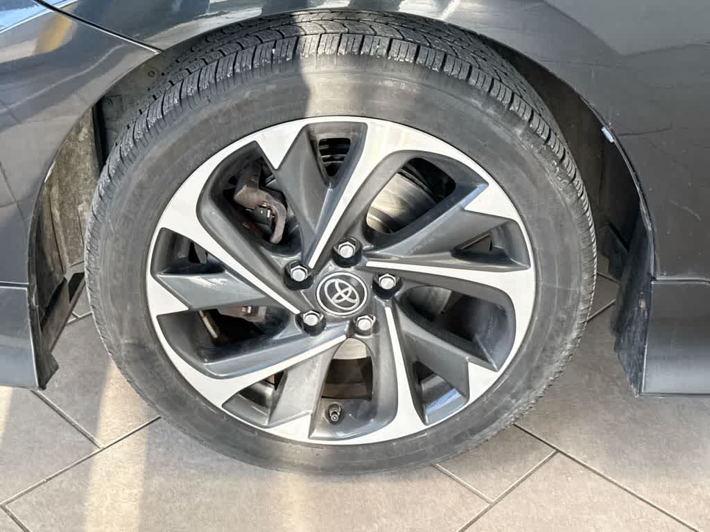 Thumbnail: 2017 Toyota Corolla iM - 14