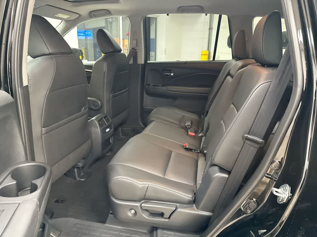 Thumbnail: 2022 Honda Pilot - 24