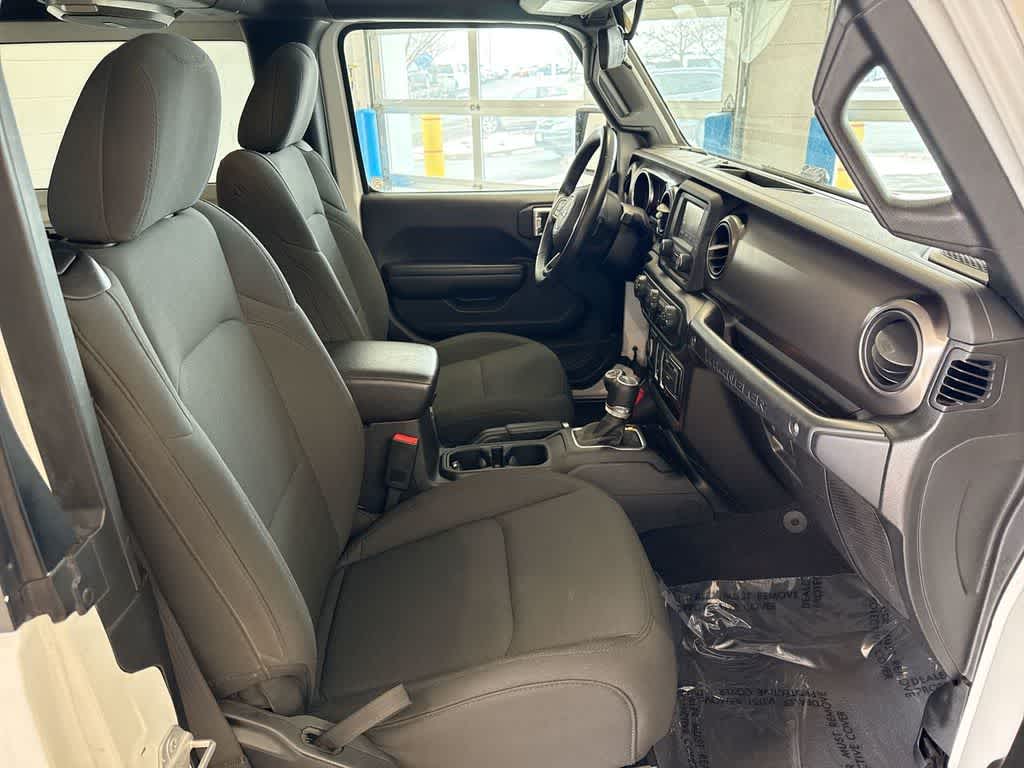 Thumbnail: 2020 Jeep Wrangler - 21