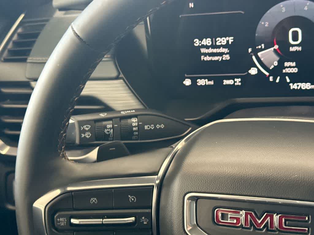 Thumbnail: 2025 GMC Acadia - 29