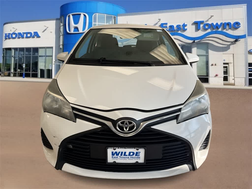 2015 Toyota Yaris L photo 3