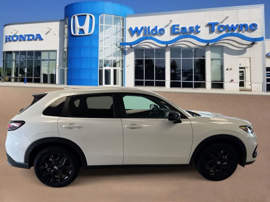 Thumbnail: 2026 Honda HR-V - 9