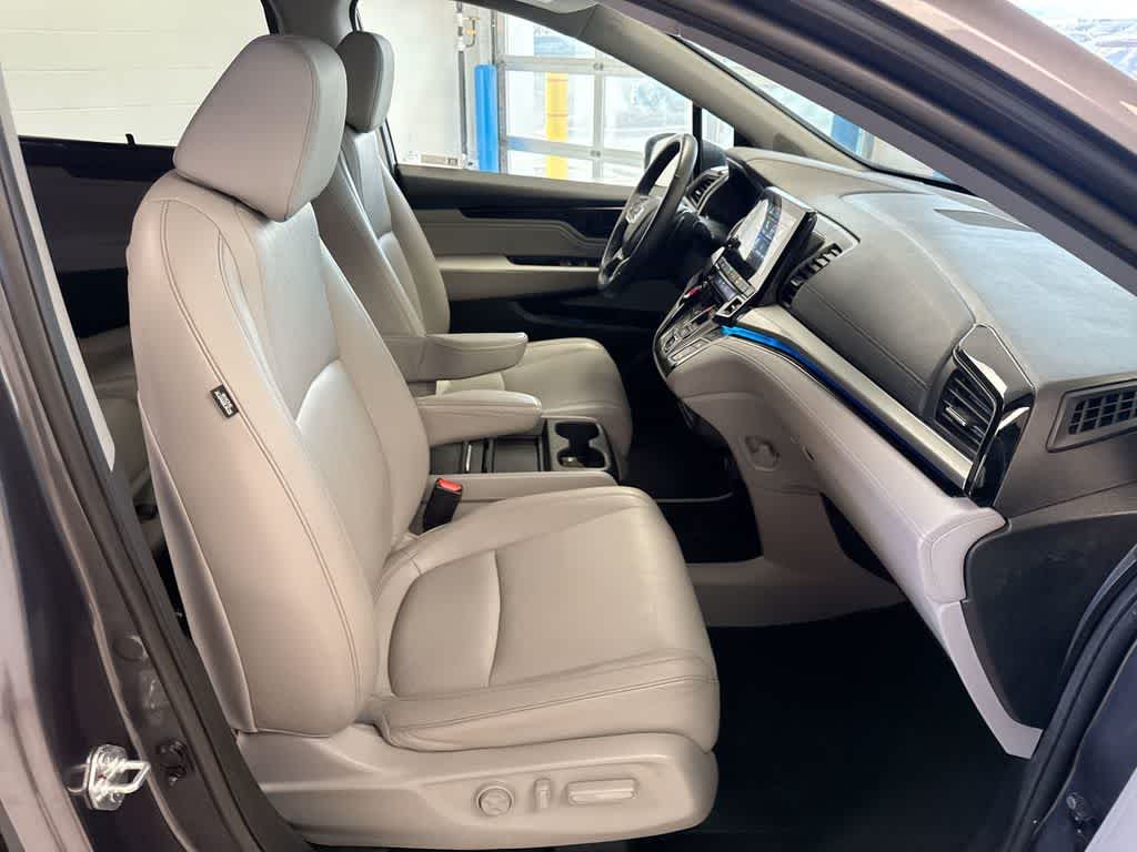 Thumbnail: 2023 Honda Odyssey - 25