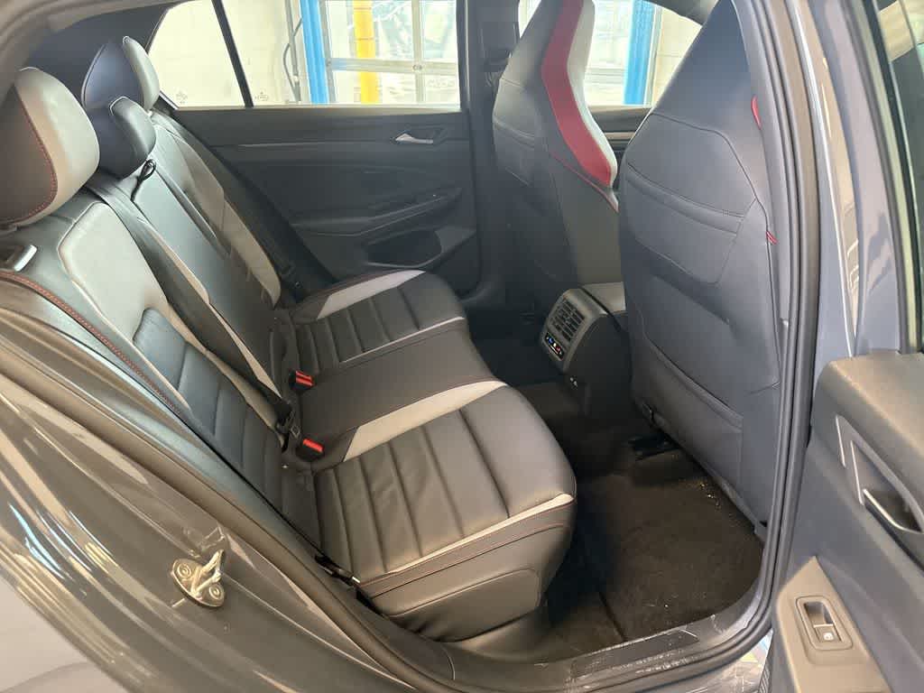 Thumbnail: 2024 Volkswagen Golf - 23