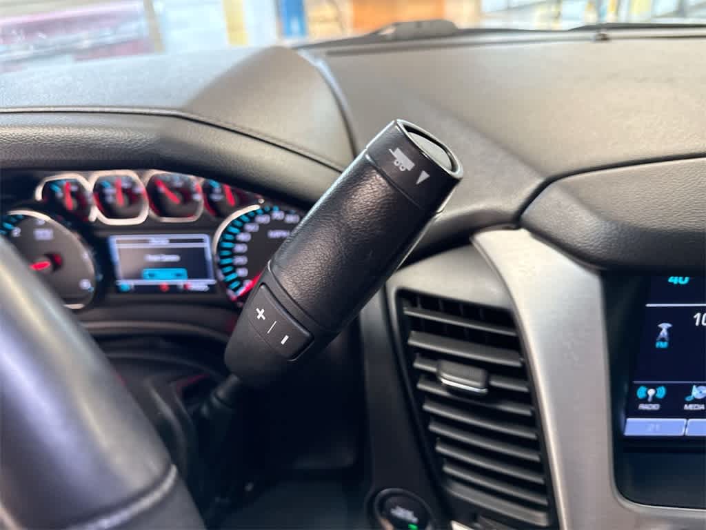 Thumbnail: 2018 GMC Yukon - 32