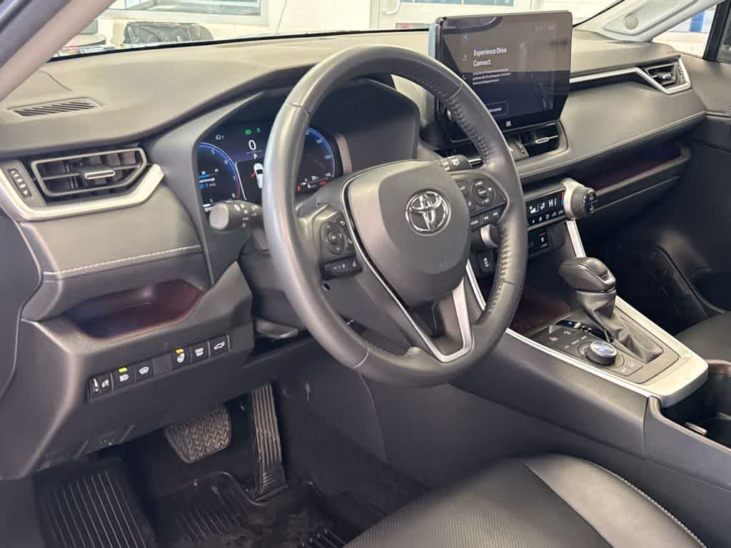 Thumbnail: 2023 Toyota RAV4 - 12