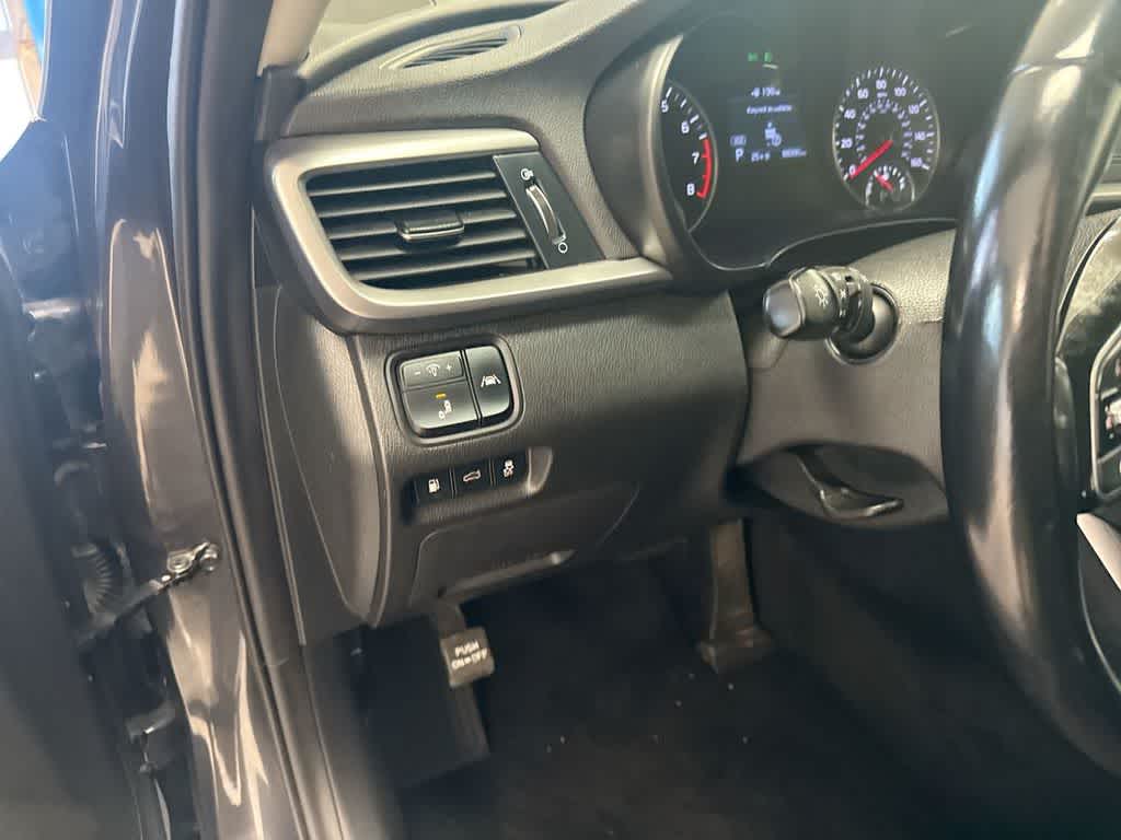 Thumbnail: 2019 Kia Optima - 38