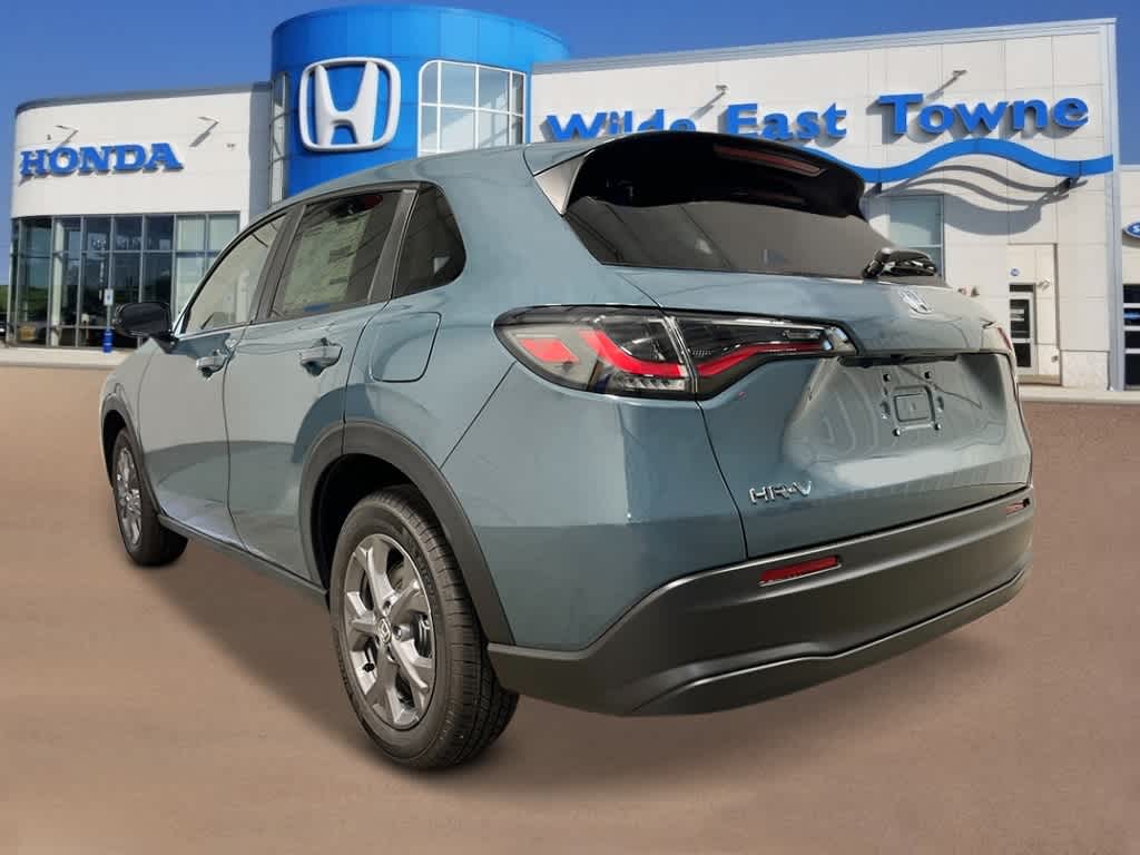Thumbnail: 2026 Honda HR-V - 3