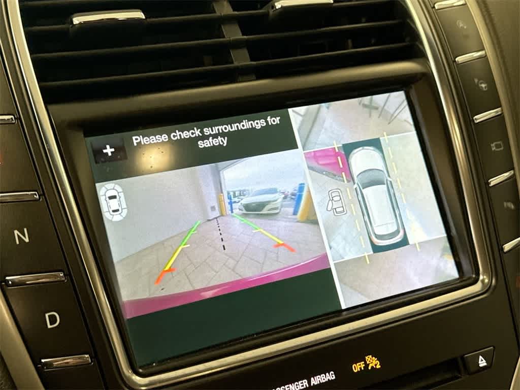 Thumbnail: 2019 Lincoln Nautilus - 30