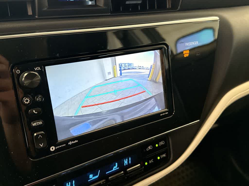 Thumbnail: 2017 Toyota Corolla iM - 29