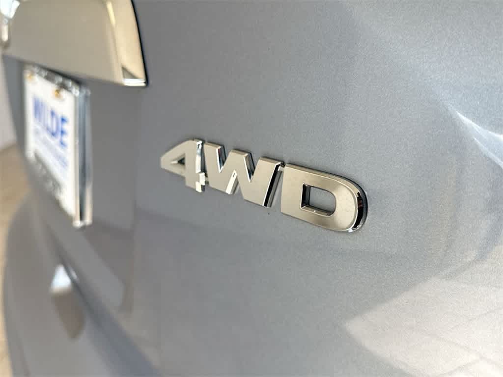 Thumbnail: 2011 Honda CR-V - 11