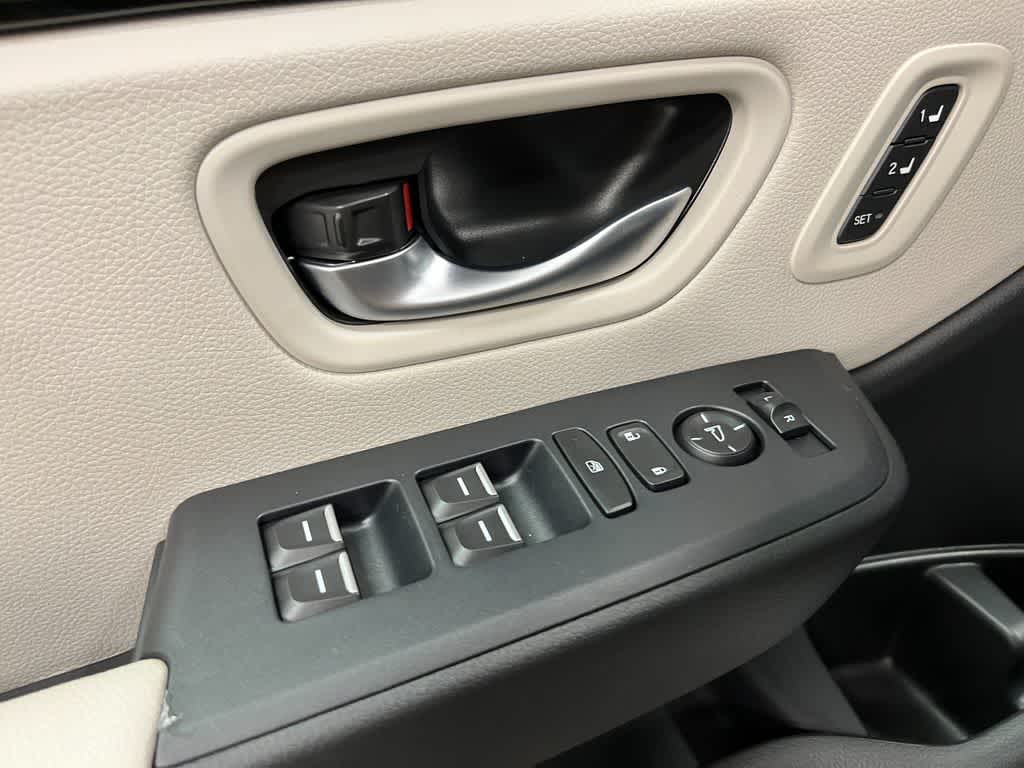 Thumbnail: 2026 Honda Pilot - 12