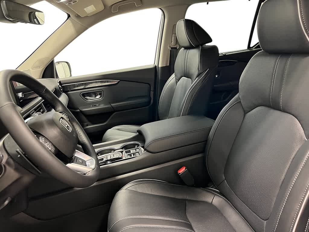Thumbnail: 2025 Honda Pilot - 15