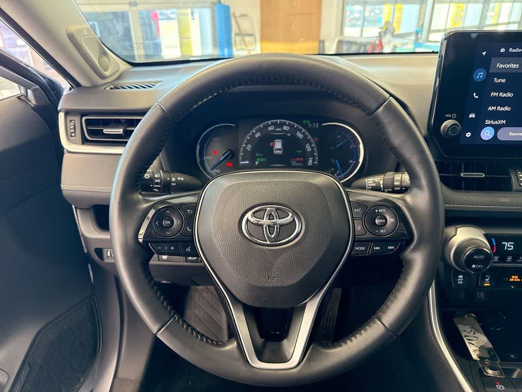 Thumbnail: 2023 Toyota RAV4 - 24