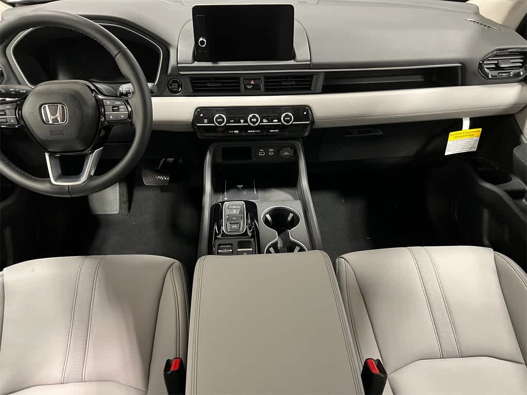 Thumbnail: 2025 Honda Pilot - 18