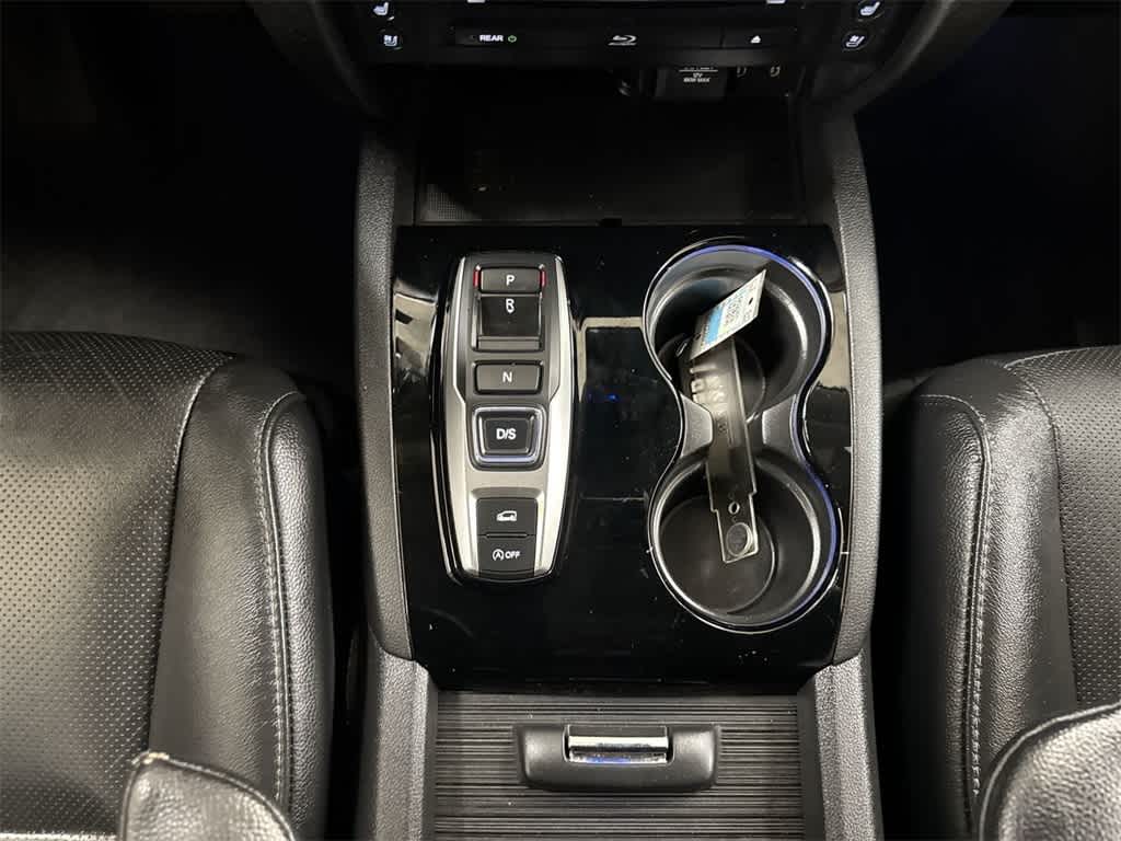 Thumbnail: 2017 Honda Pilot - 36