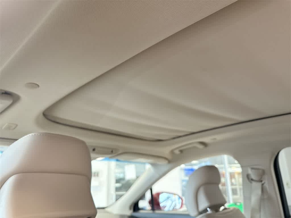 Thumbnail: 2019 Lincoln Nautilus - 20