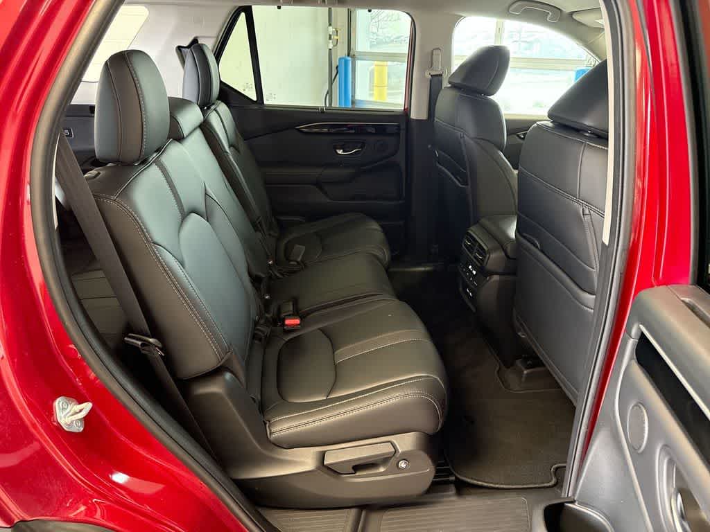 Thumbnail: 2023 Honda Pilot - 23