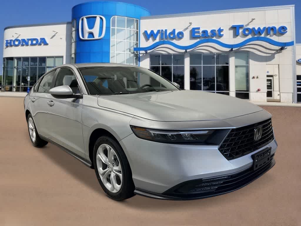 Thumbnail: 2025 Honda Accord - 8