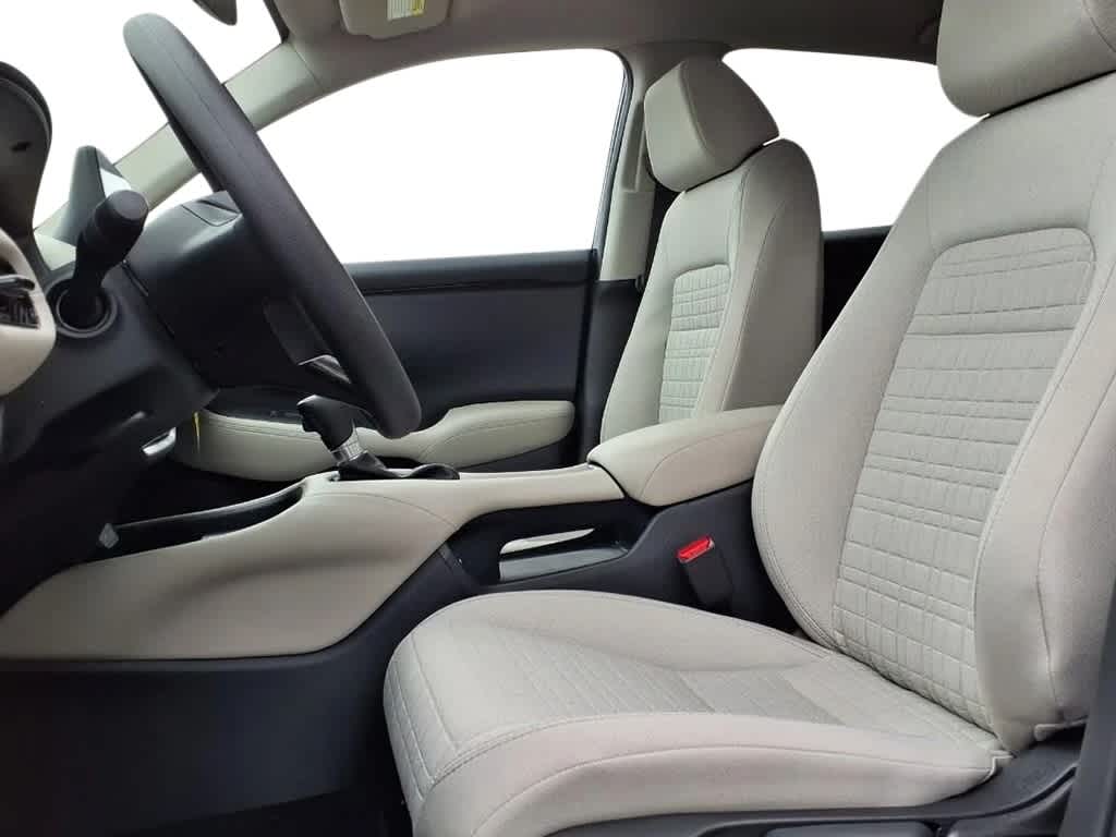 2026 Honda HR-V LX 7