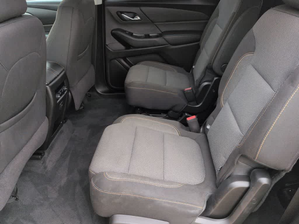 Thumbnail: 2018 Chevrolet Traverse - 19