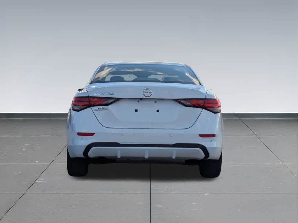 Thumbnail: 2022 Nissan Sentra - 4