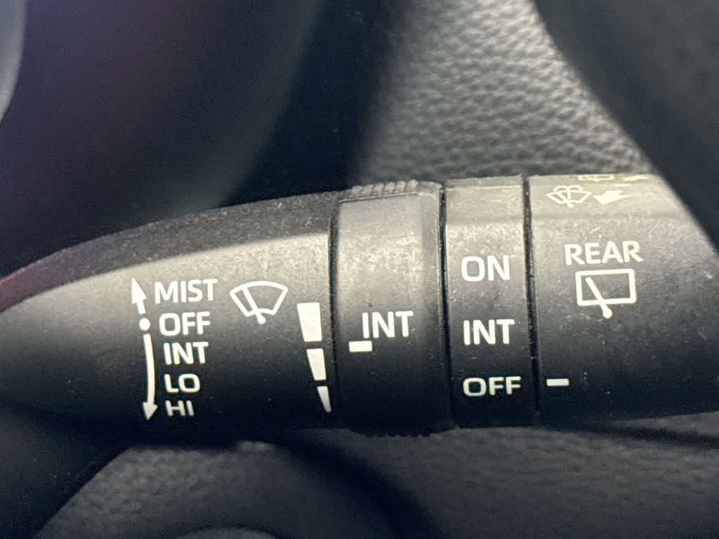 Thumbnail: 2019 Toyota RAV4 - 27