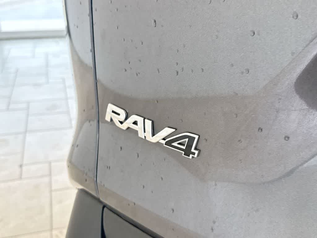 Thumbnail: 2023 Toyota RAV4 - 15