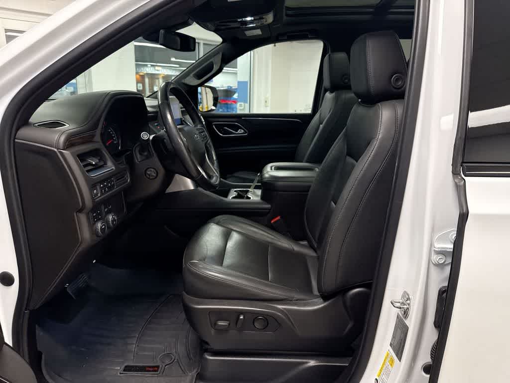 Thumbnail: 2021 Chevrolet Tahoe - 16