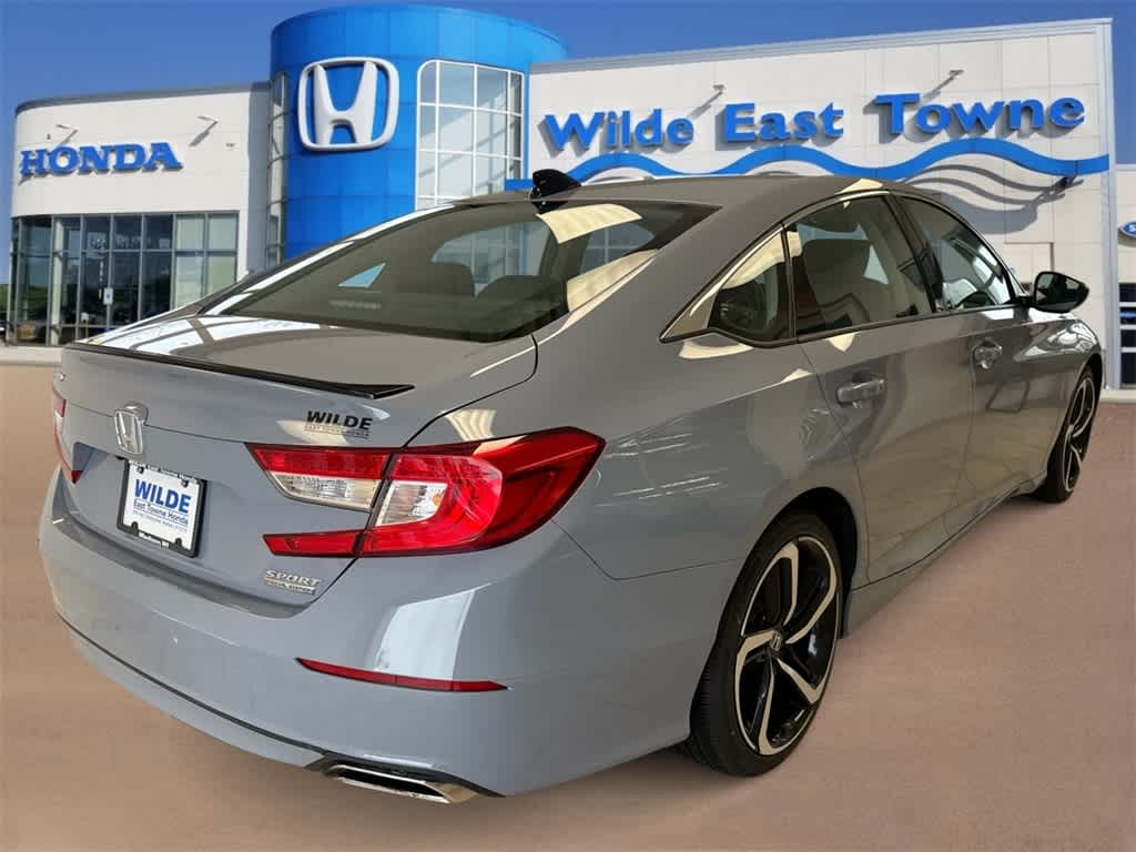 Thumbnail: 2022 Honda Accord - 8