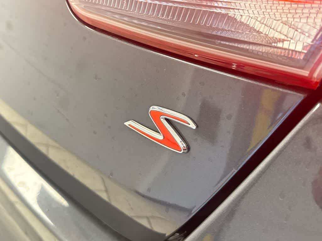 Thumbnail: 2019 Kia Optima - 11