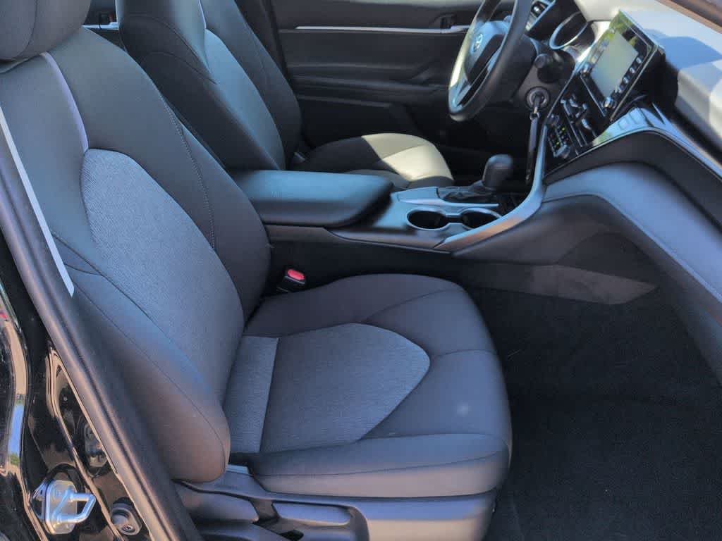 2021 Toyota Camry LE - Photo 22