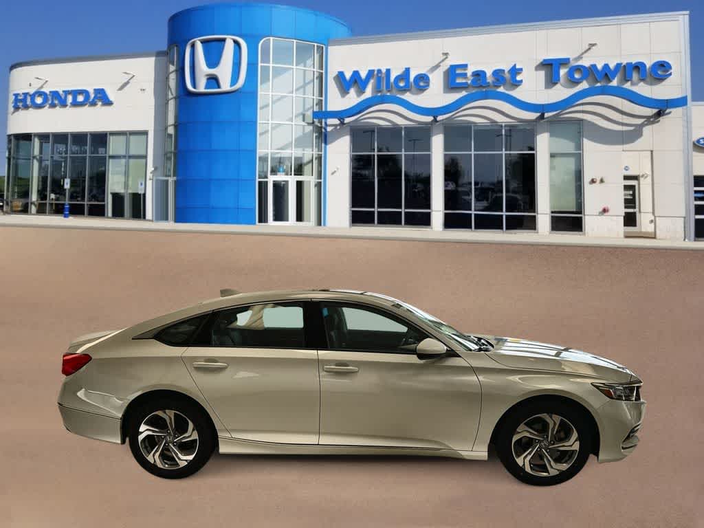 Thumbnail: 2020 Honda Accord - 10